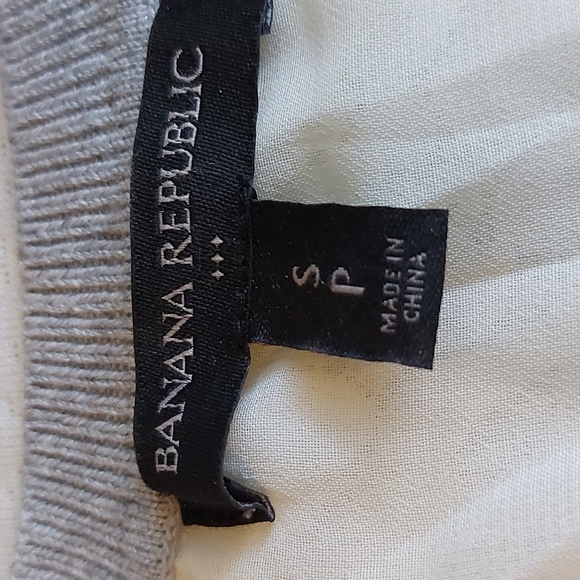 Ladies sweater - Picture 4 of 4